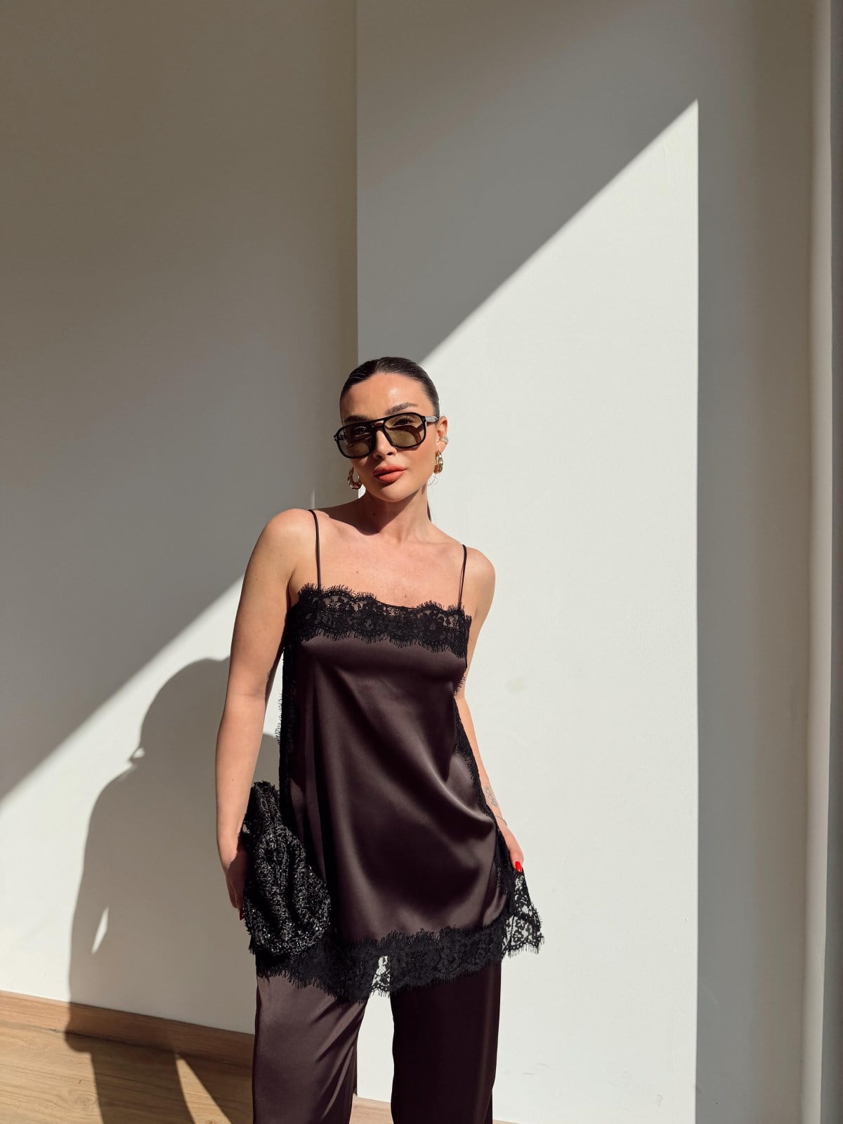 Conjunto Charlotte Marrom